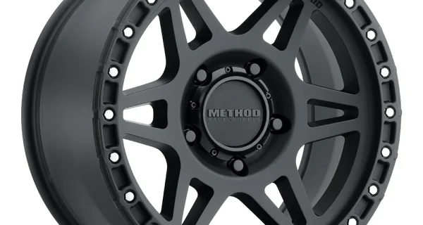 MR312 Matte Black – GMC 6 x 5.5 (17 INCH)
