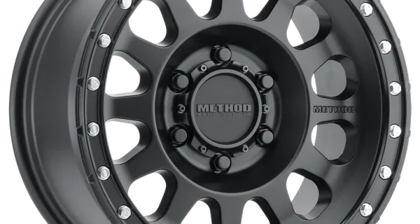 MR315 Matte Black – GMC 8 x 180 (17INCH)