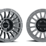 MR314 Gloss Titanium - LC200 5 x 150 (17INCH)