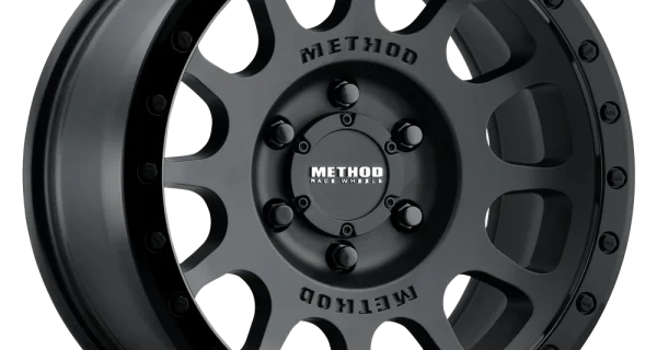 305 NV Gloss Black – LC200 5 x 150 (17INCH), TUNDRA 5 x 150 (17INCH)