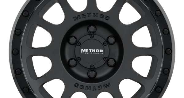 MR305 NV Gloss Black – GMC 6 x 5.5 (18INCH), LC300 6 x 5.5 (18INCH)