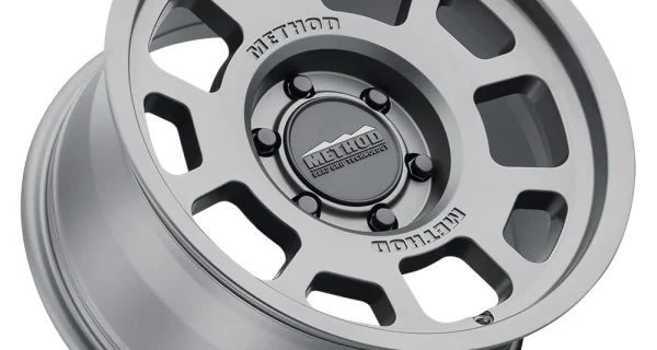 MR705 Matte Titanium – LC200 5 x 150 (17INCH)