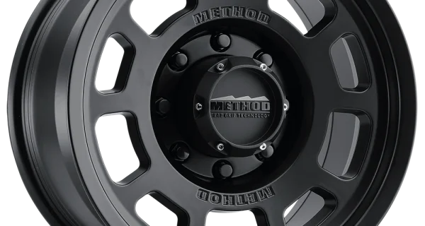 MR705 Matte Black – GMC 6 x 5.5 (17 INCH)