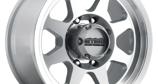 MR701 Machined Clear Coat – FORD 6 x 135 (17INCH)