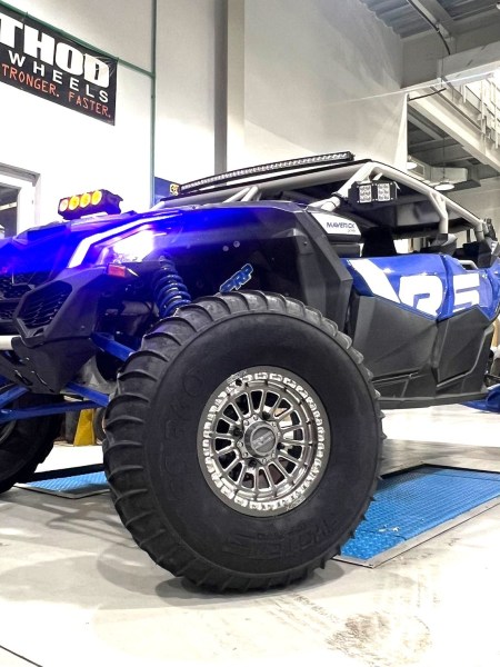 METAL FX + X TYRES INSTALLATION